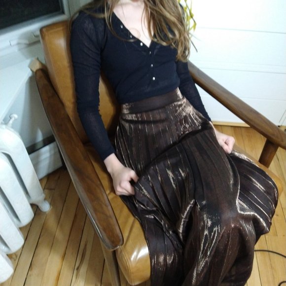 Chocolate brown pleated skirt mid-length XS like new - Picture 8 of 8